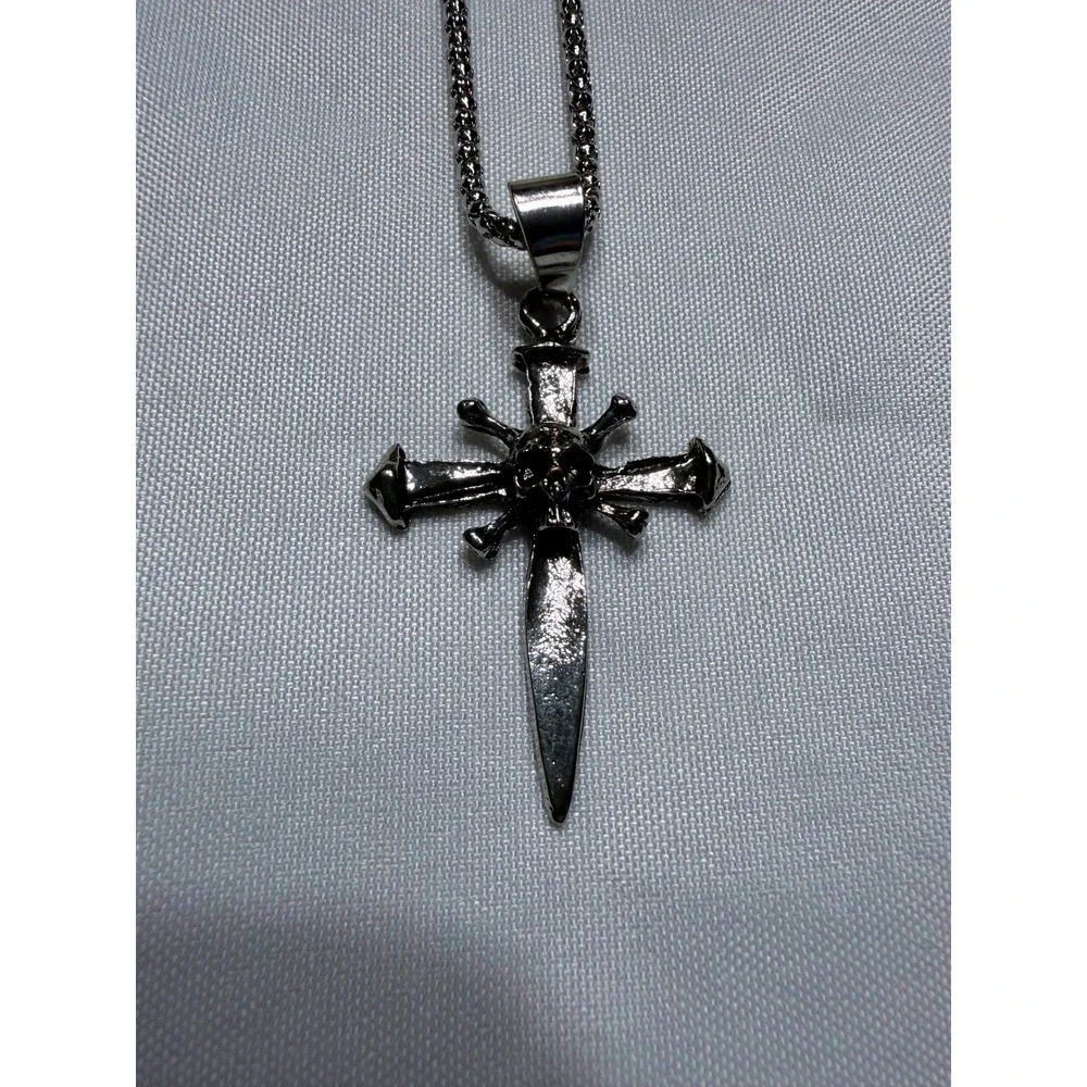 Gothic Dagger Cross Skull Pendant‎ Necklace Silver Tone Chain